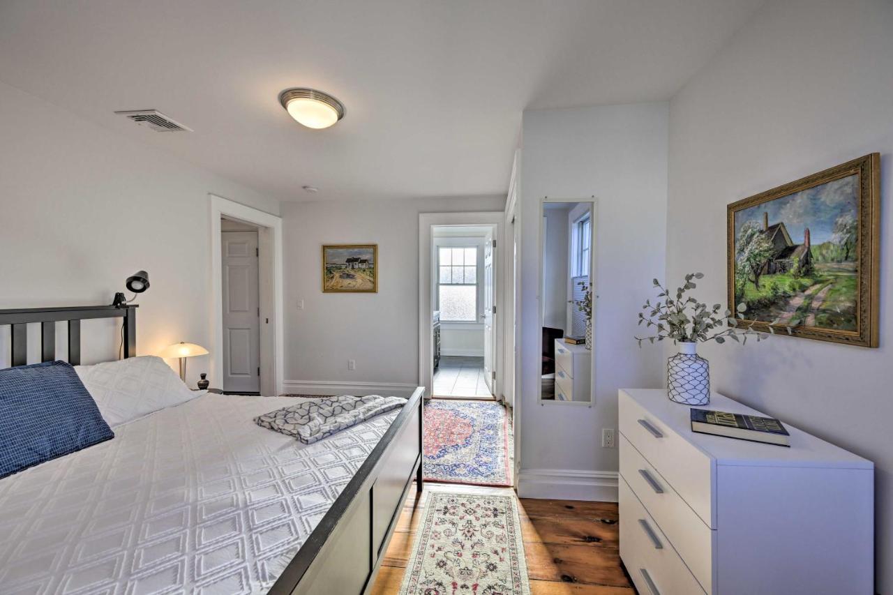 Bright Apartment - Half Mi To Greenport Harbor! المظهر الخارجي الصورة